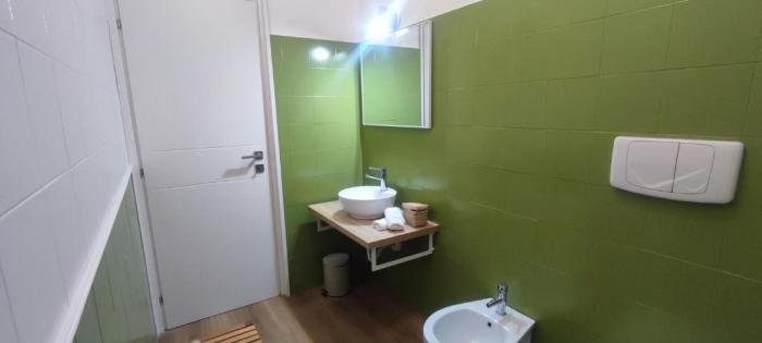 2 Bedroom Gem Near Milano Centrale Fast Wi Fi Kademy House 客房 照片